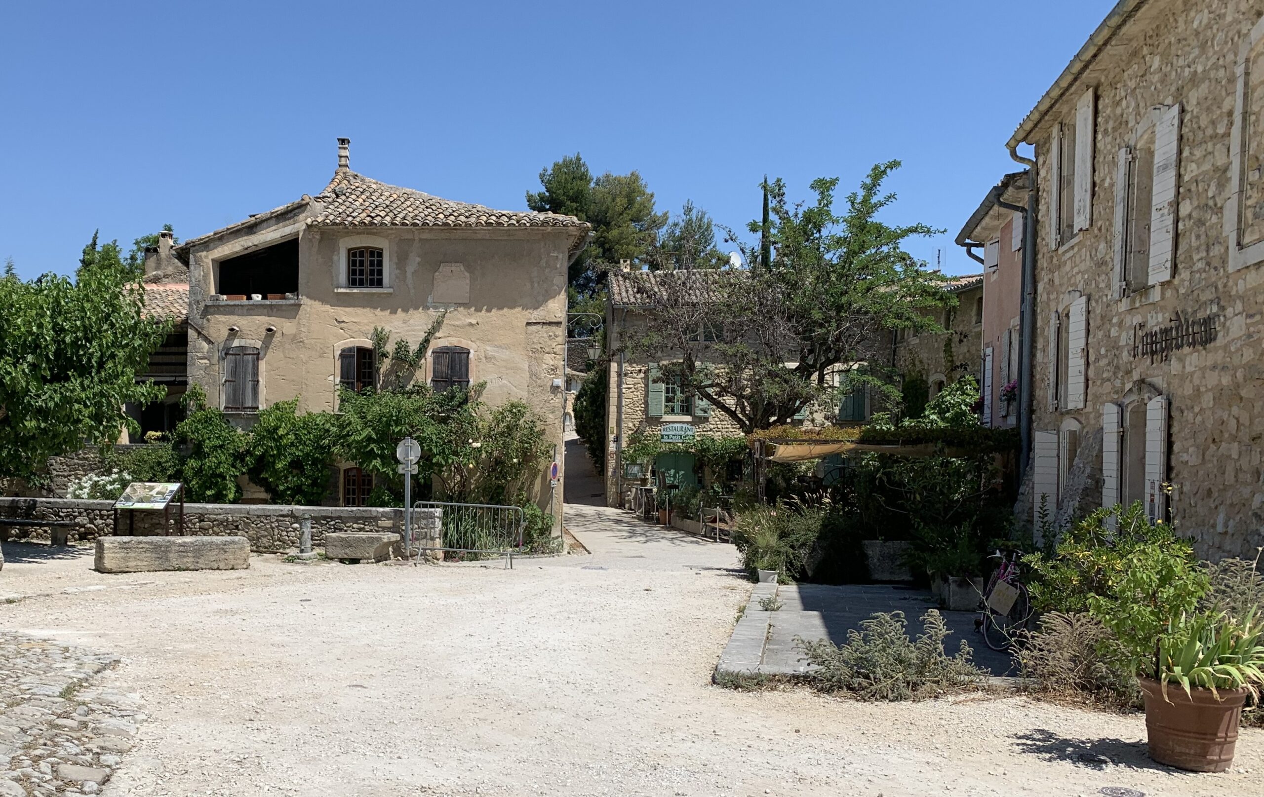You are currently viewing Oppède-le-Vieux – malerisches Original